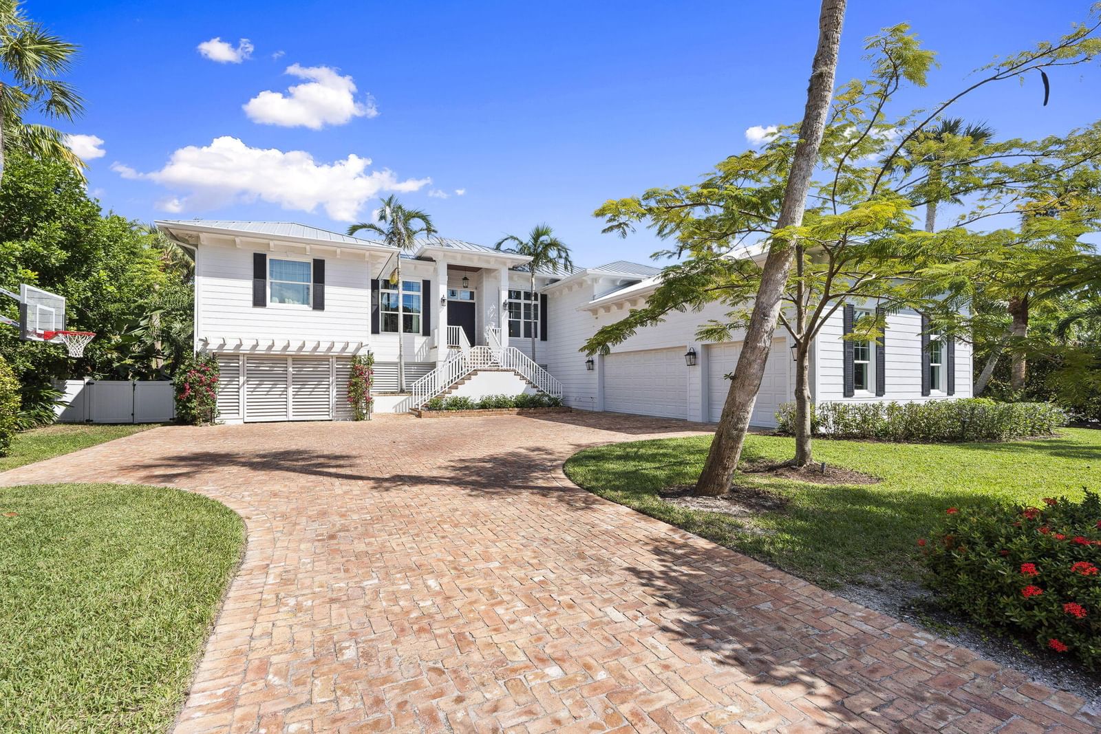 54 S Sewalls Point Road, Sewalls Point, FL 34996 photo 2