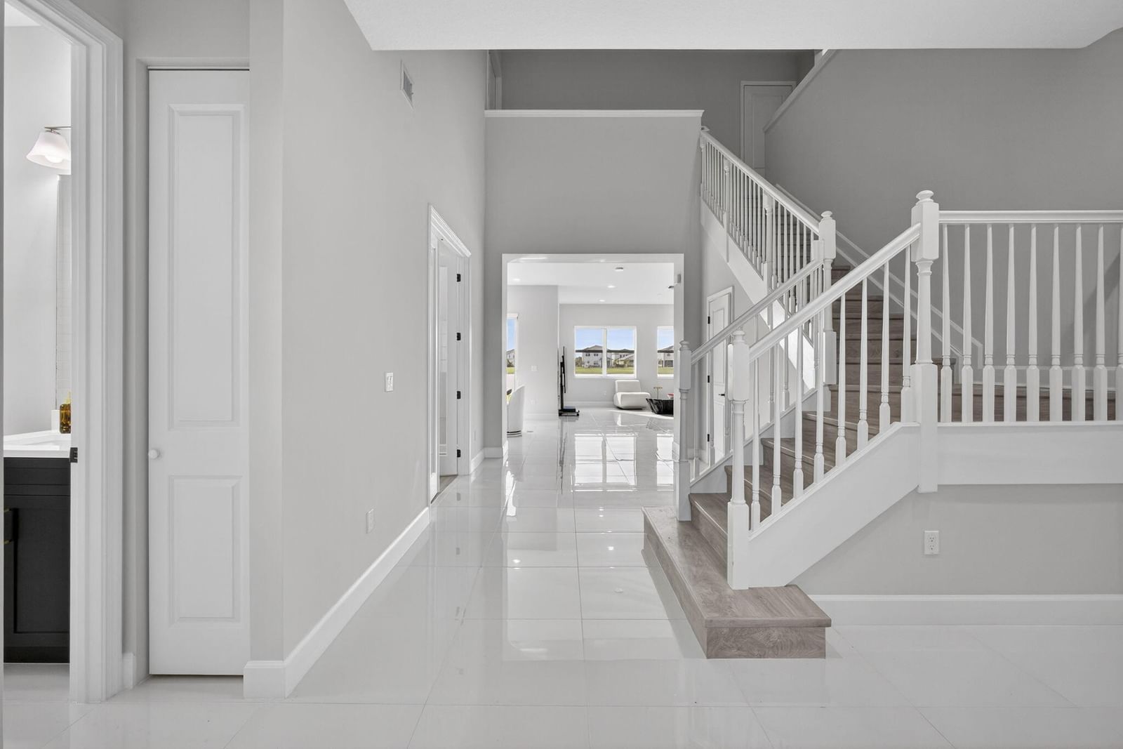 14052 Spruce Pine Drive, The Acreage, FL 33470 photo 4
