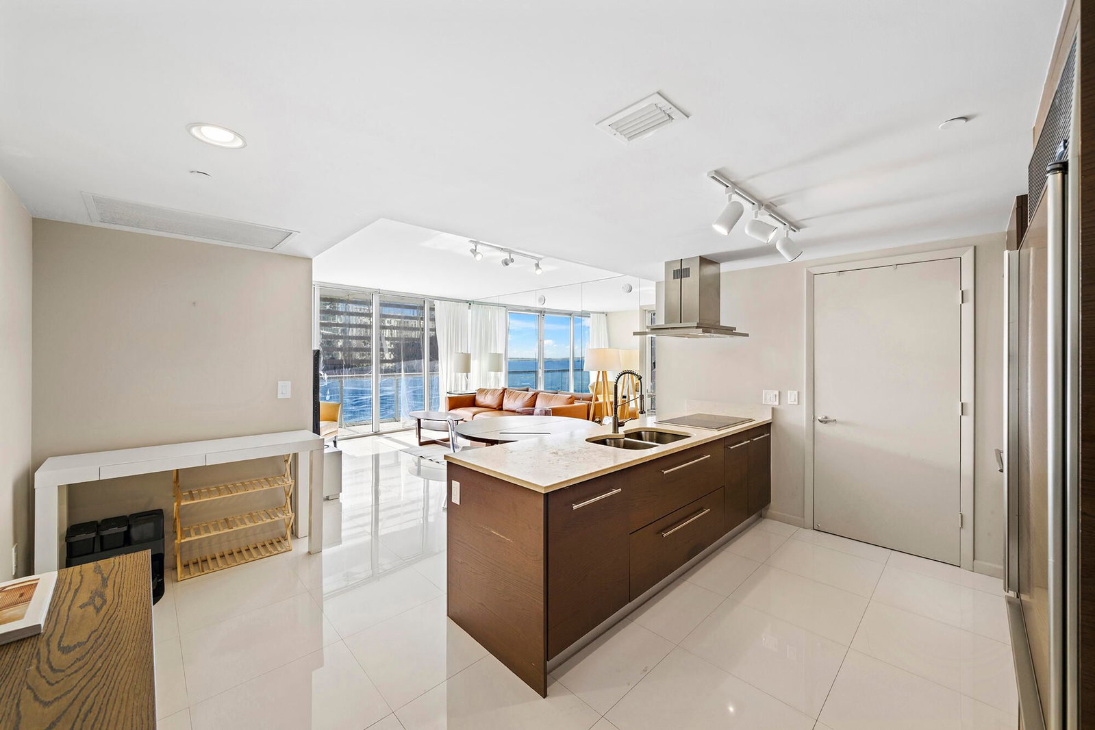 495 Brickell Avenue #911, Miami, FL 33131 photo 4