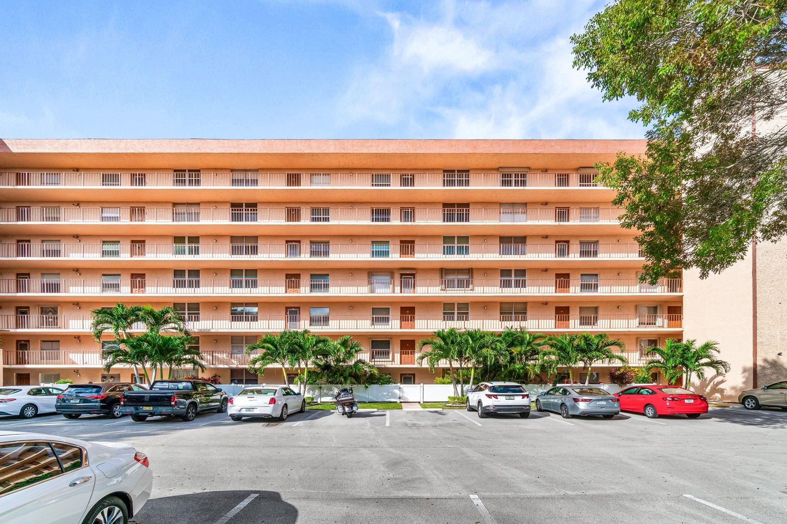 14623 Bonaire Boulevard #608, Delray Beach, FL 33446 photo 2