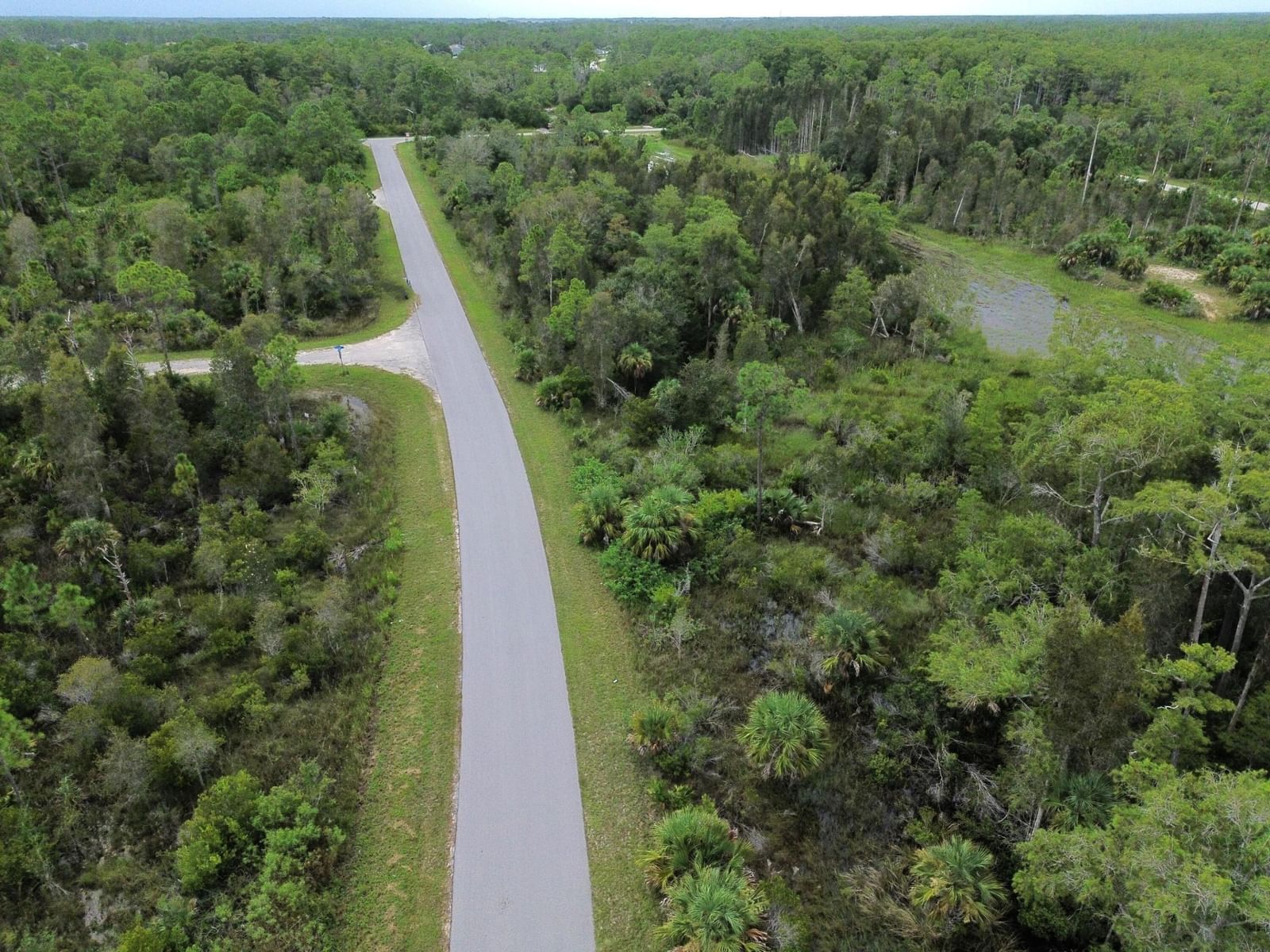 482 Westchester Drive, Lehigh Acres, FL 33972 photo 4