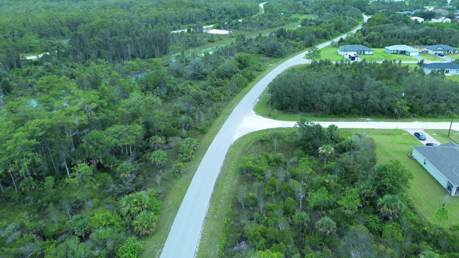 486 Westchester Drive, Lehigh Acres, FL 33972 photo 2