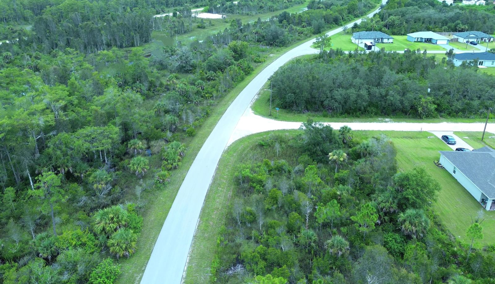 486 Westchester Drive, Lehigh Acres, FL 33972 photo 4