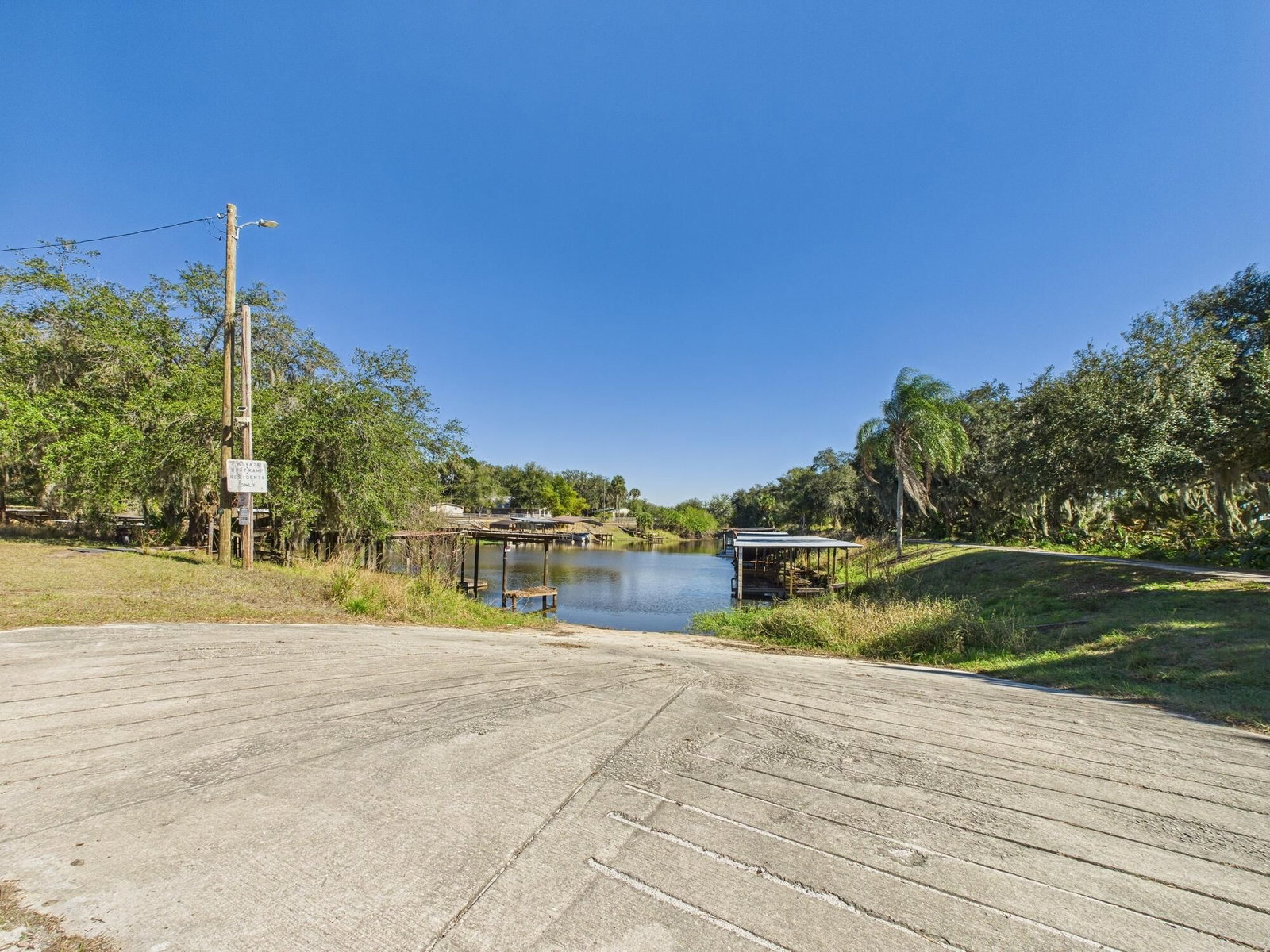 56 Basin Street, Lorida, FL 33857 photo 3