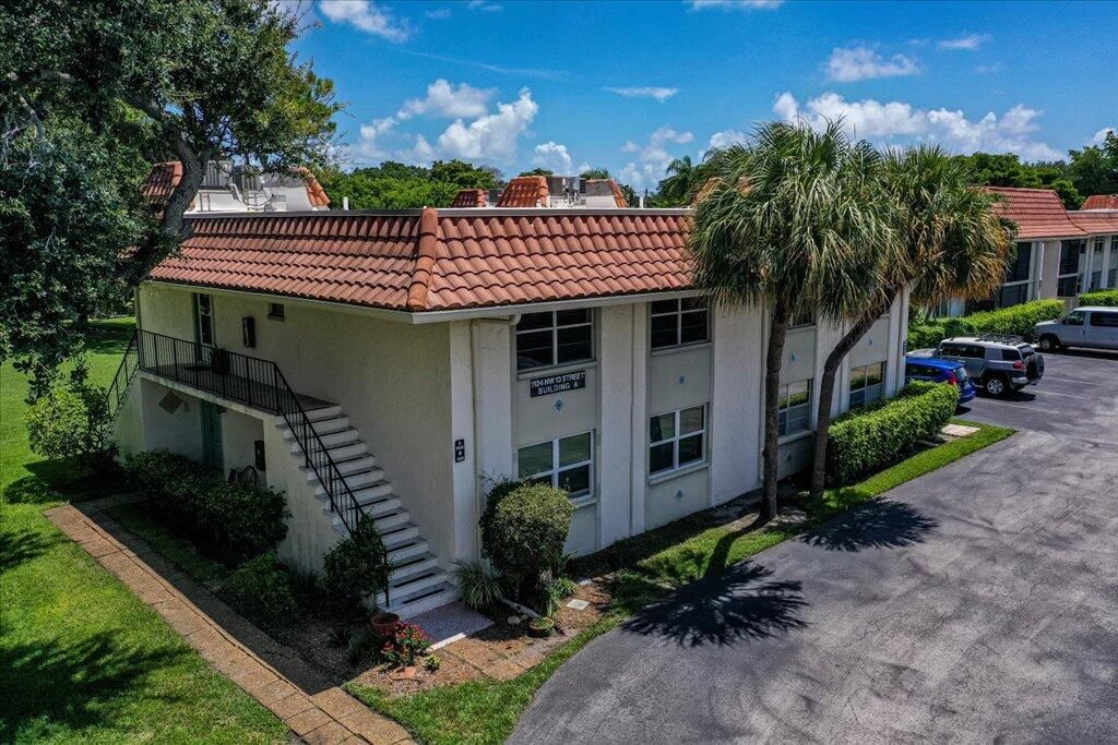 1124 NW 13th Street #120a, Boca Raton, FL 33486 photo 2