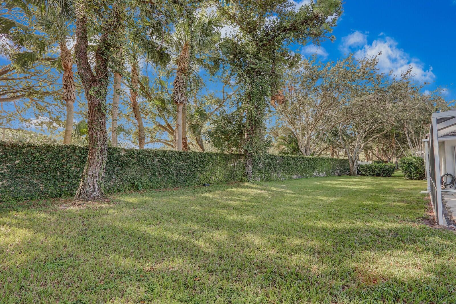 9503 CHAPMAN OAK Court, Palm Beach Gardens, FL 33410 photo 3