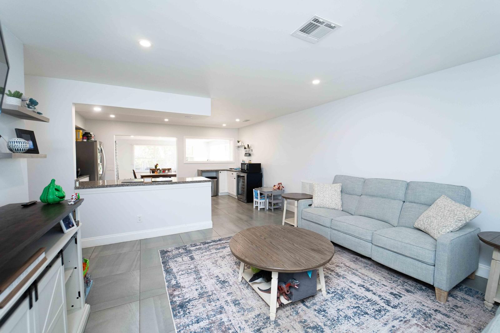 477 SE Asbury Lane, Port St Lucie, FL 34983 photo 4