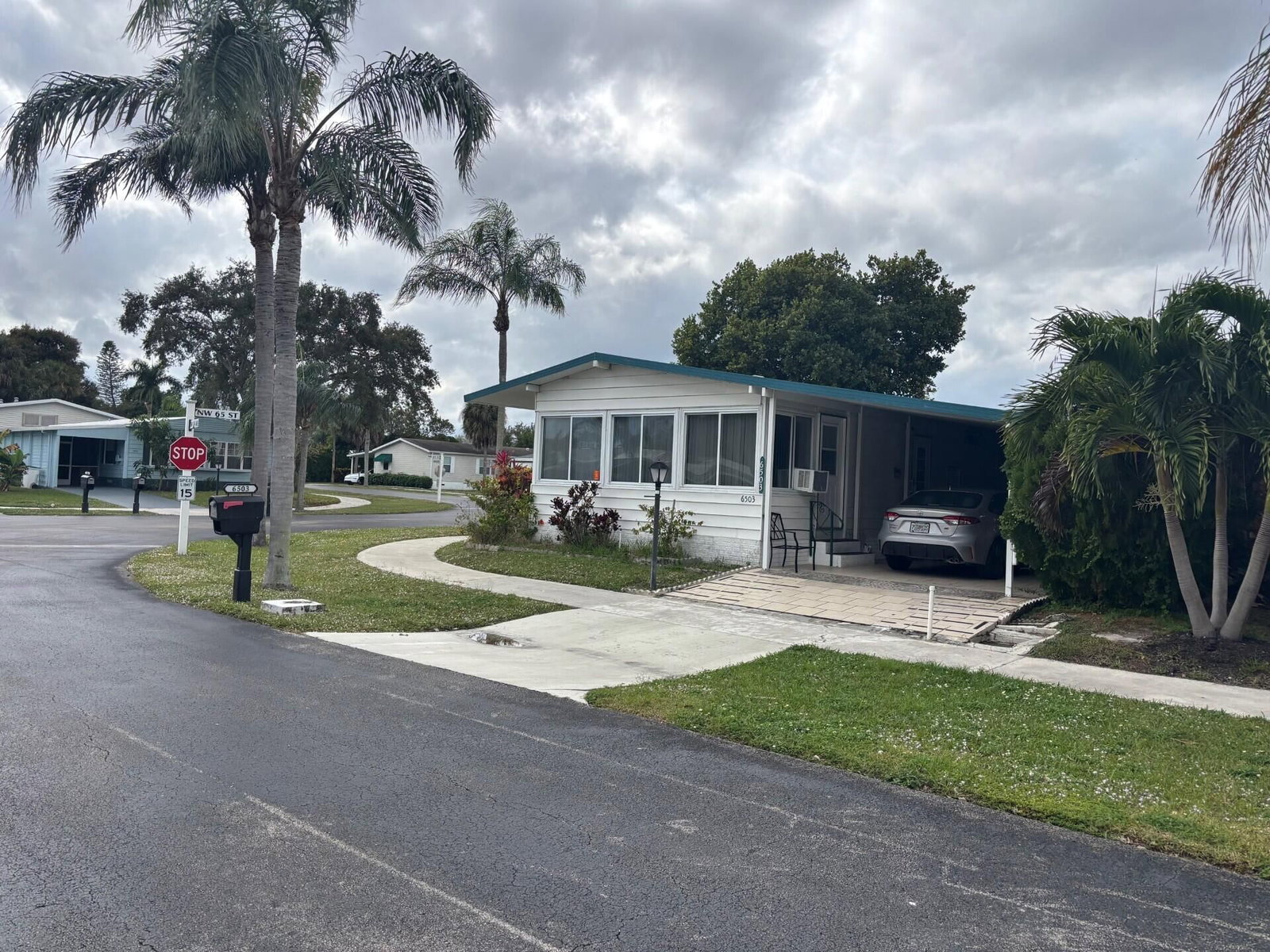 6503 NW 34th Ave, Coconut Creek, FL 33073 photo 2