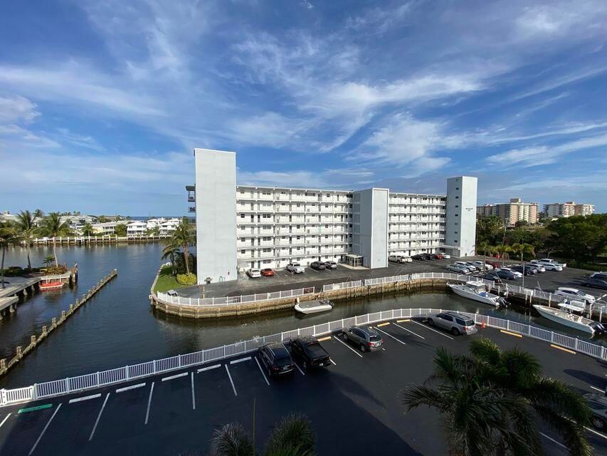 1536 SE 15th Court #202, Deerfield Beach, FL 33441 photo 2