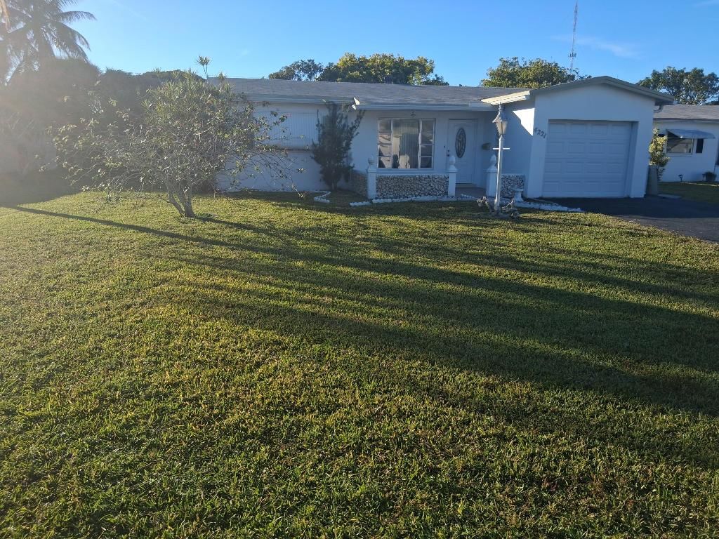 4221 NW 51st Avenue NE, Lauderdale Lakes, FL 33319 photo 2