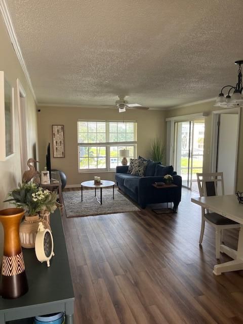 5500 Tamberlane Circle #305, Palm Beach Gardens, FL 33418 photo 3