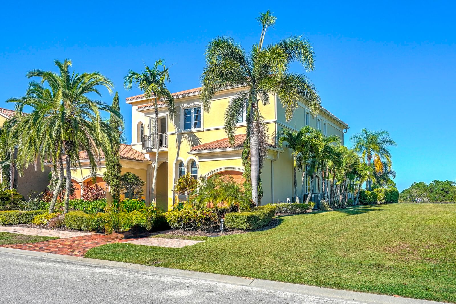 190 SE Bella Strano, Port St Lucie, FL 34984 photo 3