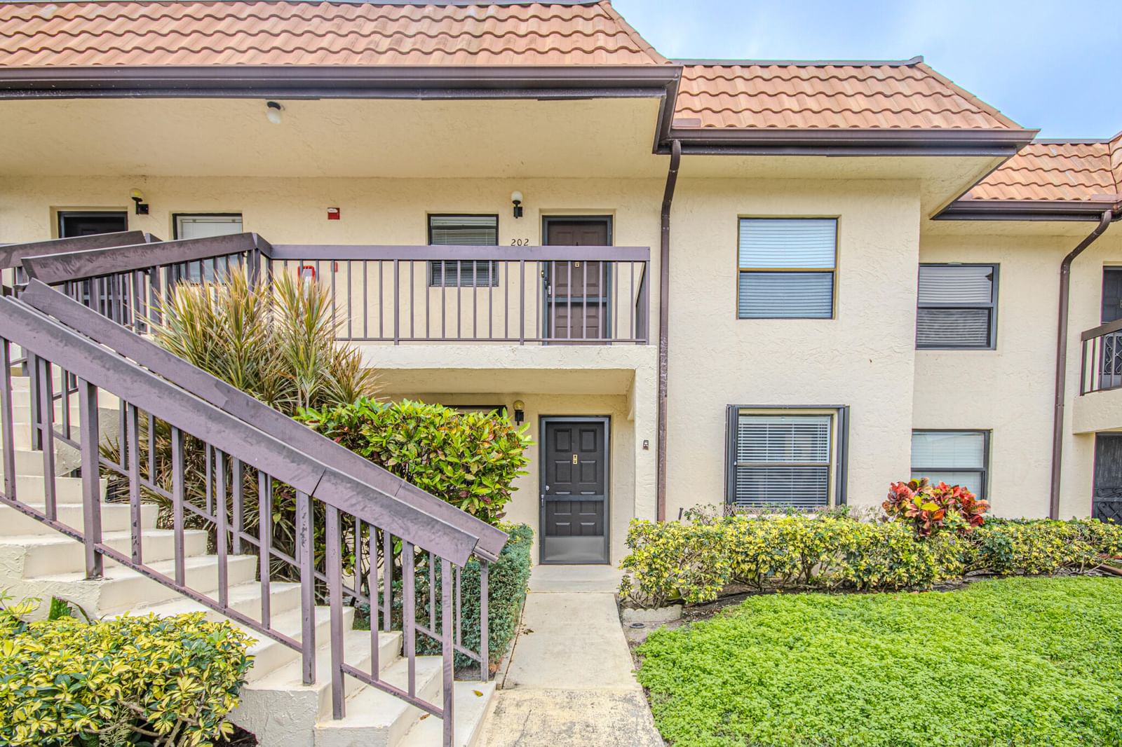 7094 Golf Colony Court #102, Lake Worth, FL 33467 photo 3