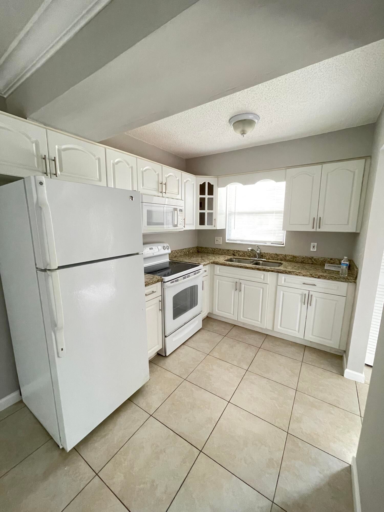5806 Channel Drive, Greenacres, FL 33463 photo 4