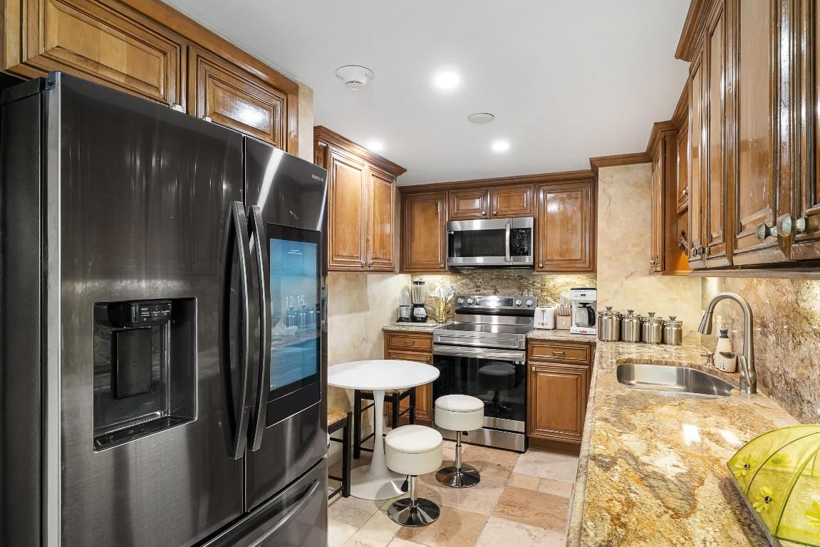 5600 N Flagler Drive #605, West Palm Beach, FL 33407 photo 4