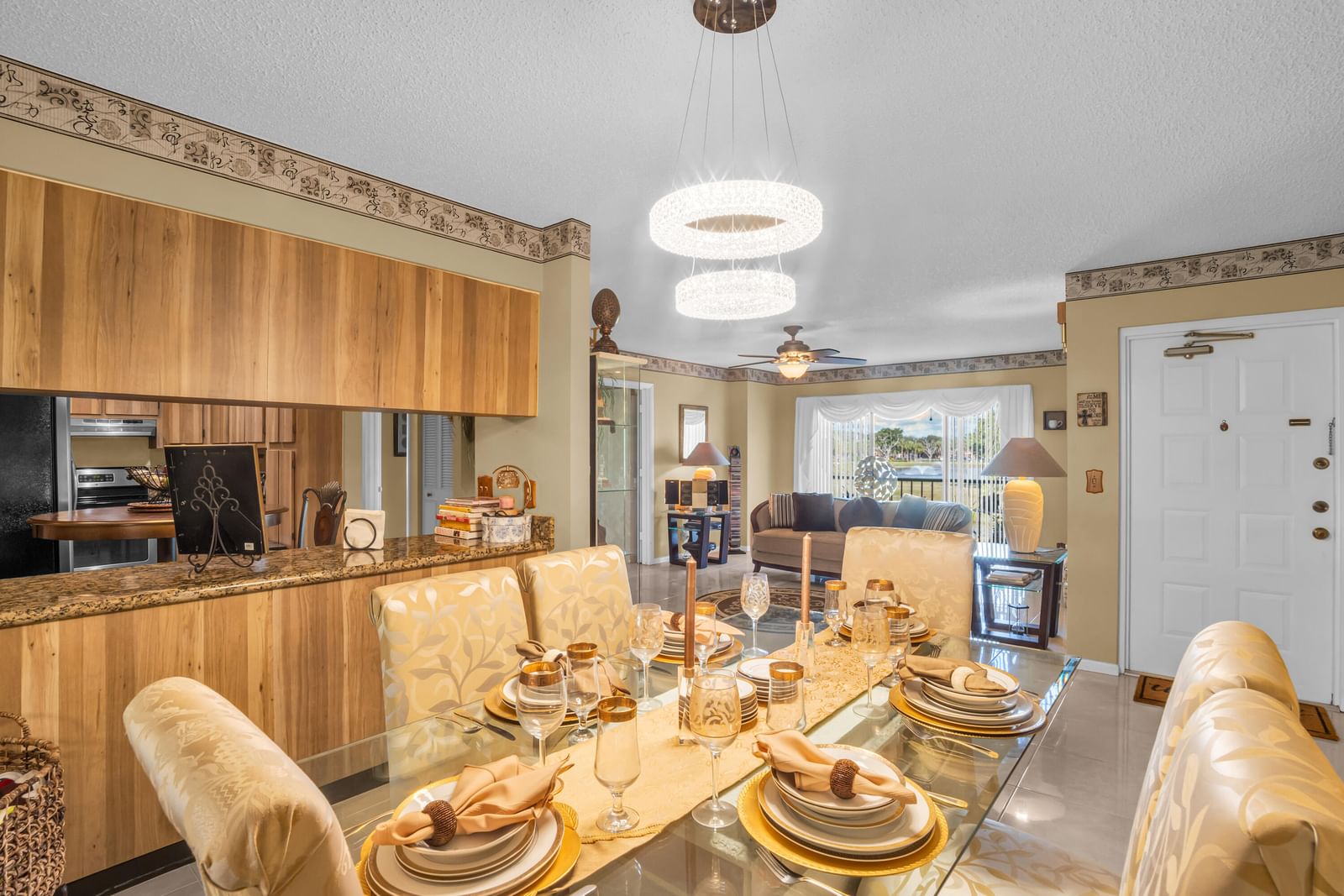 1012 Green Pine Boulevard #H2, West Palm Beach, FL 33409 photo 4
