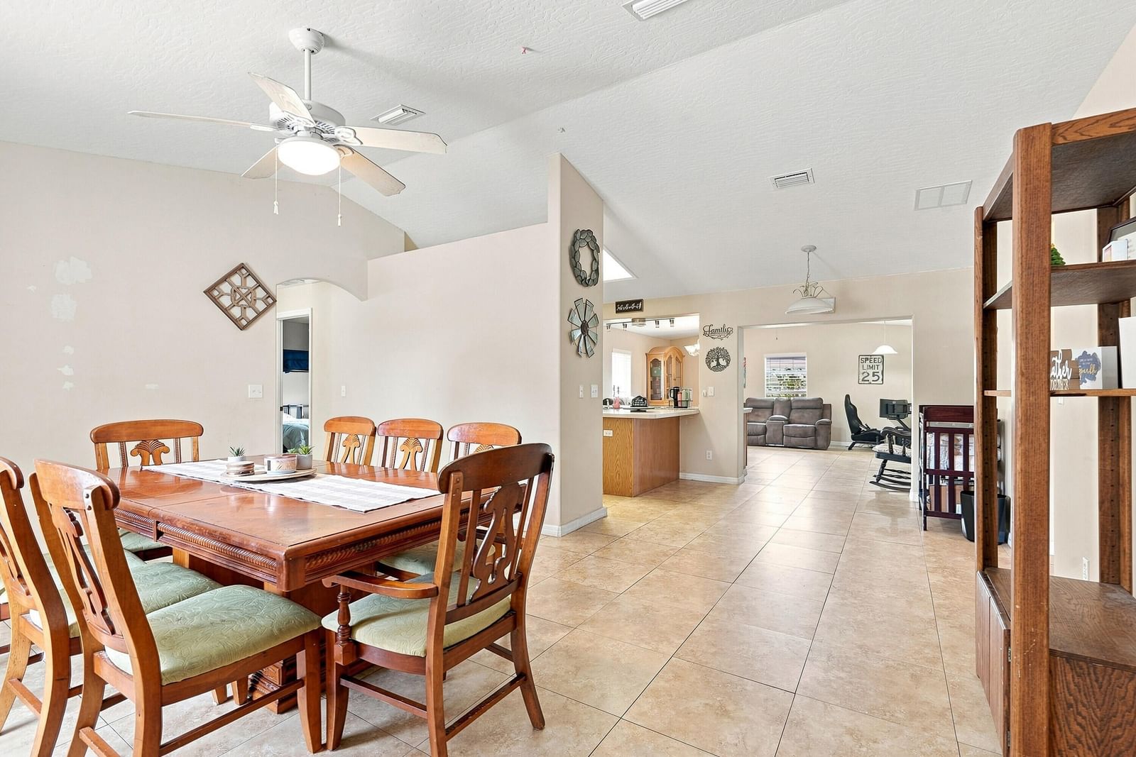 7856 101st Avenue, Vero Beach, FL 32967 photo 3