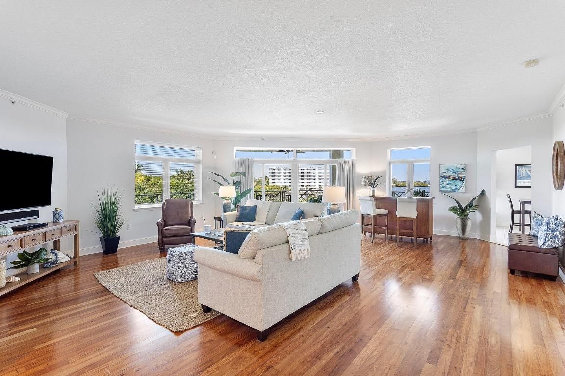 309 E Ocean Avenue #205, Lantana, FL 33462 photo 2