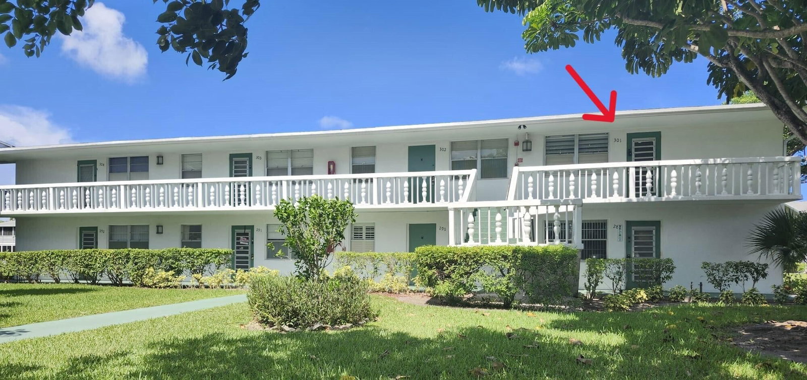301 Farnham M #301, Deerfield Beach, FL 33442 photo 3