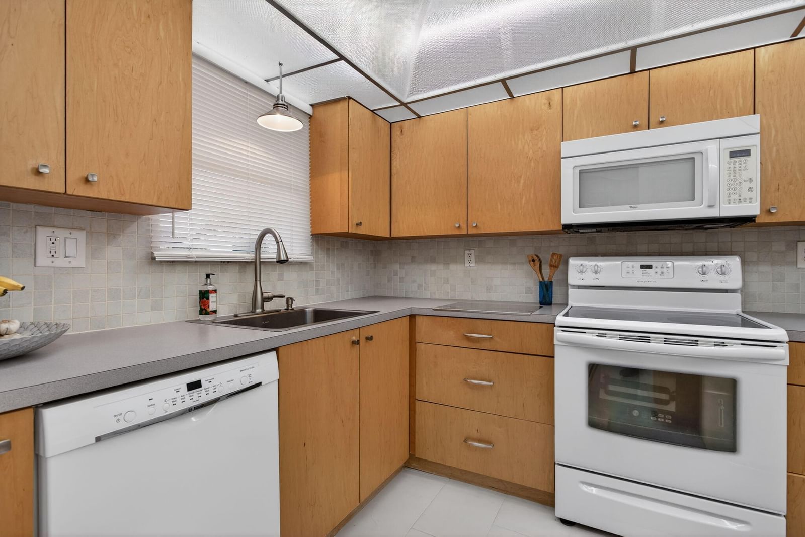 6080 NW 44th Street #214, Lauderhill, FL 33319 photo 2