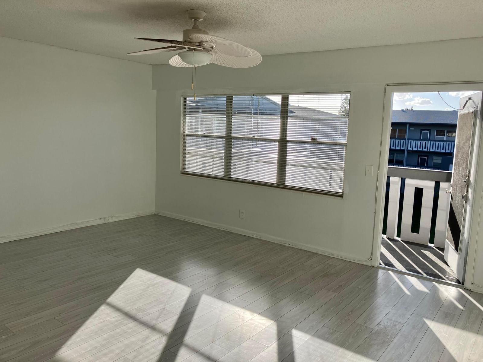 156 Suffolk D, Boca Raton, FL 33434 photo 3