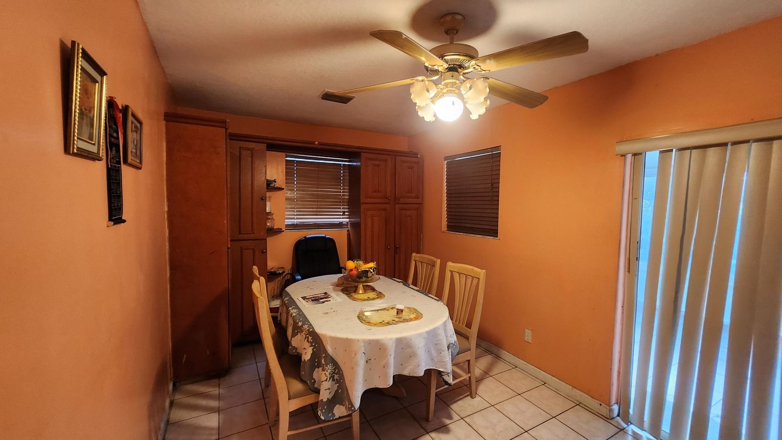 1207 Hatteras Circle, Greenacres, FL 33413 photo 2