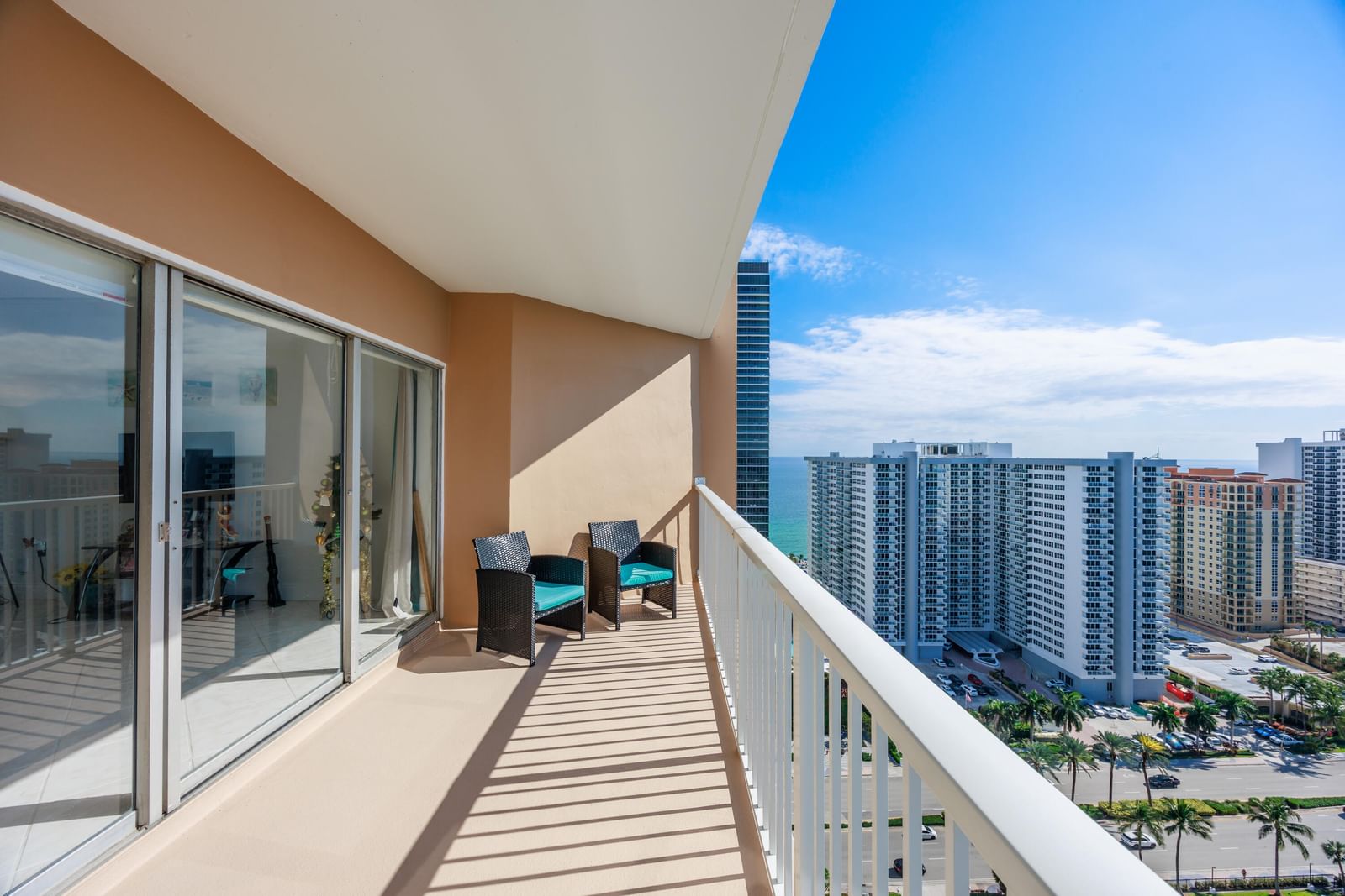 1985 S Ocean Drive #Pha, Hallandale Beach, FL 33009 photo 2