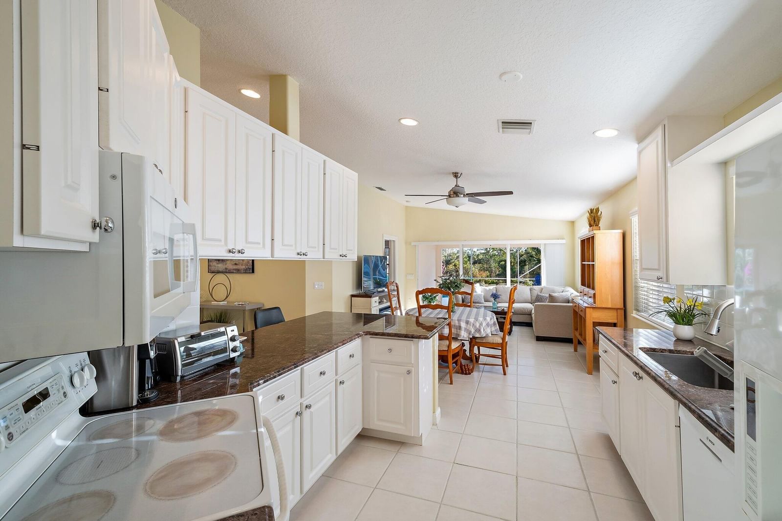 8991 SE Eldorado Way, Hobe Sound, FL 33455 photo 5