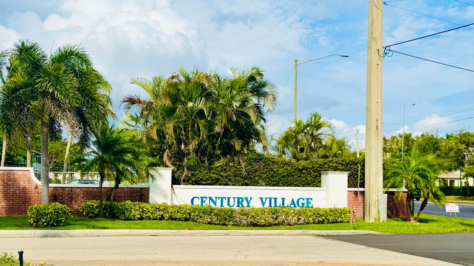 164 Kent #J, West Palm Beach, FL 33417 photo 2