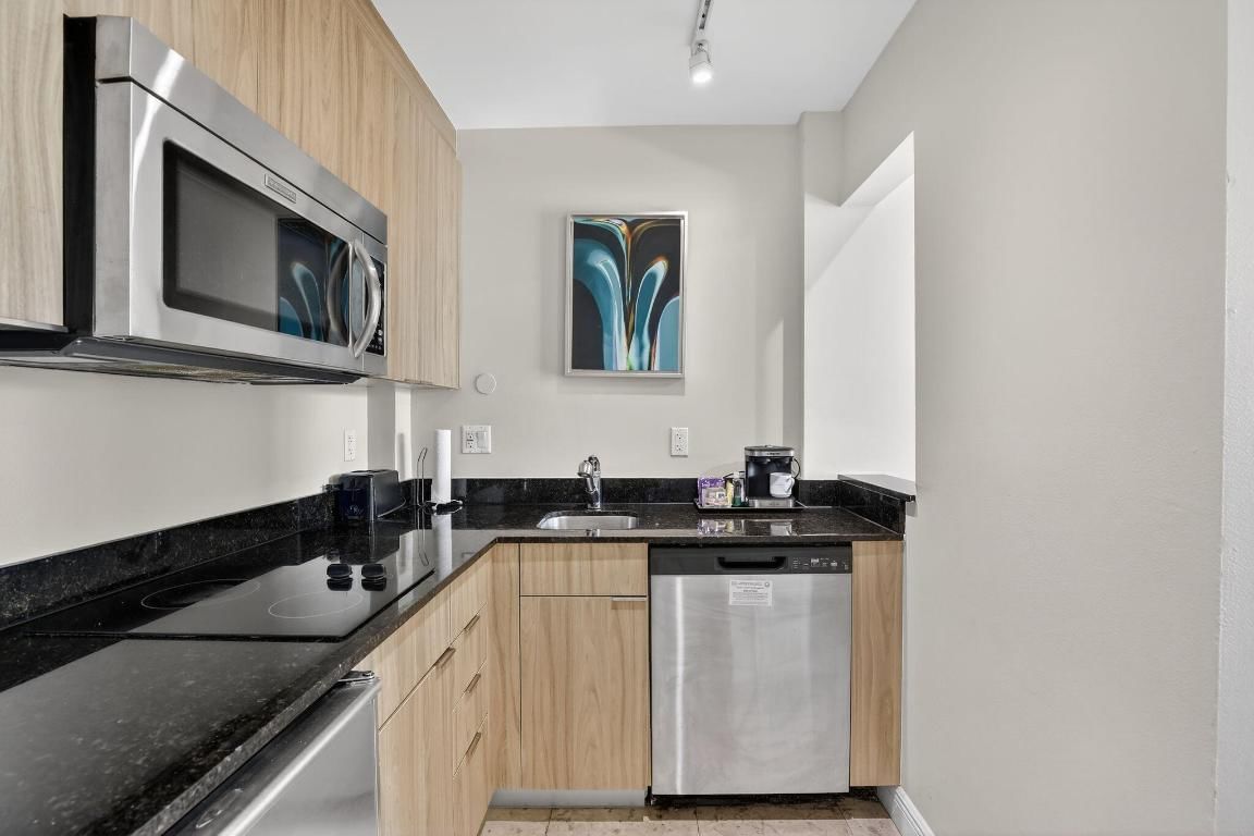2670 E Sunrise Boulevard #320, Fort Lauderdale, FL 33304 photo 3
