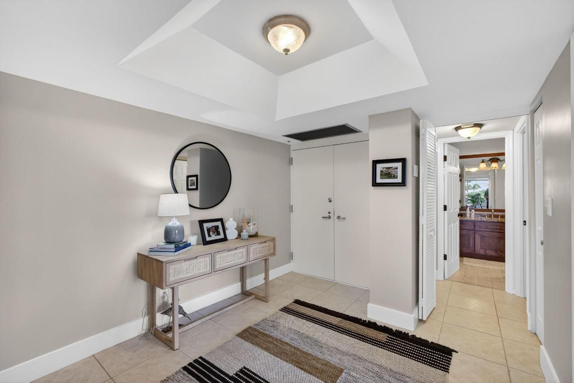 5510 N Ocean Drive #2d, Singer Island, FL 33404 photo 4