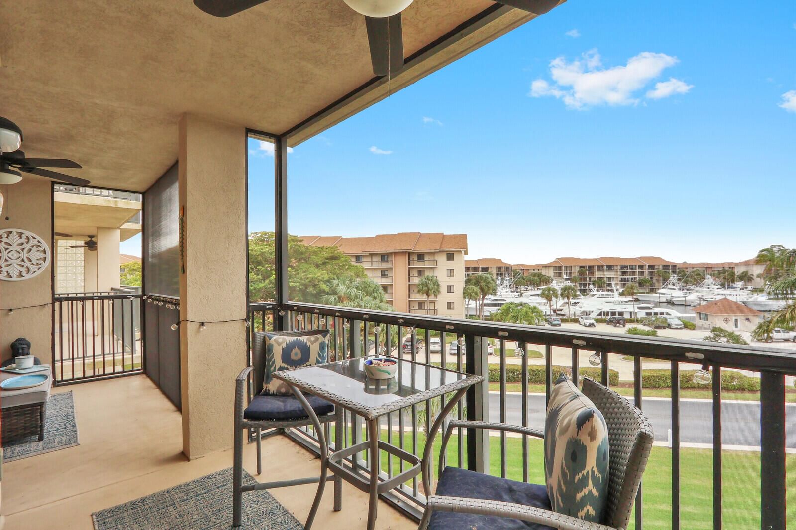 901 Seafarer Circle #403, Jupiter, FL 33477 photo 2