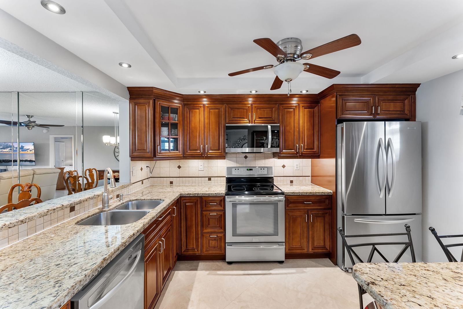 3930 Inverrary Boulevard #505-d, Lauderhill, FL 33319 photo 5