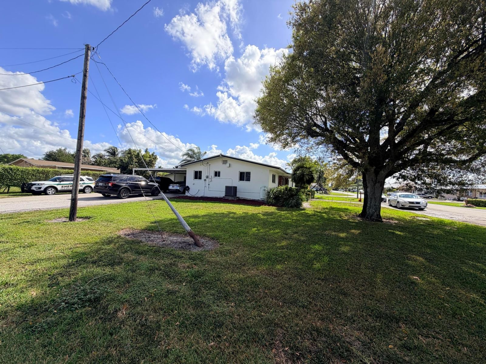 955 NW 4th St Street, Belle Glade, FL 33430 photo 5