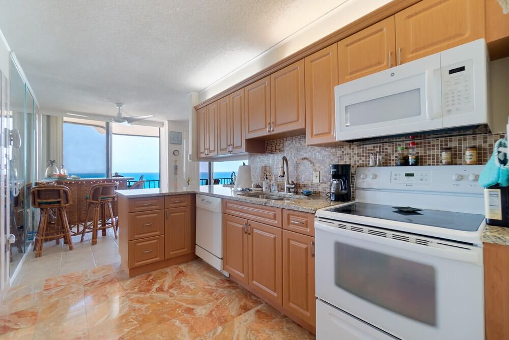 4200 N Ocean Drive #1-1806, Singer Island, FL 33404 photo 4
