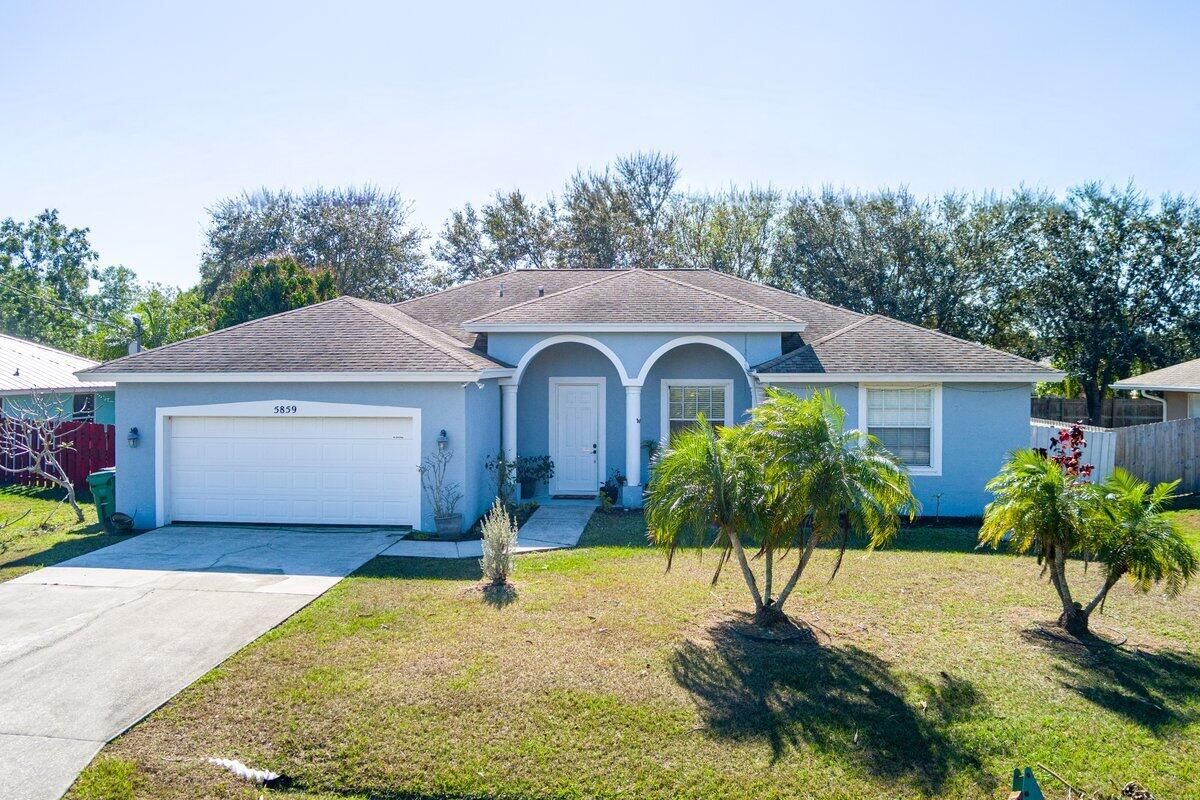 5859 NW Cullom Circle, Port St Lucie, FL 34986 photo 2