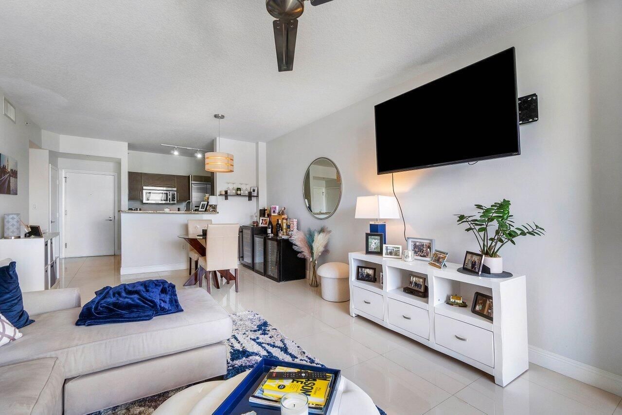 550 Okeechobee Boulevard #1112, West Palm Beach, FL 33401 photo 3