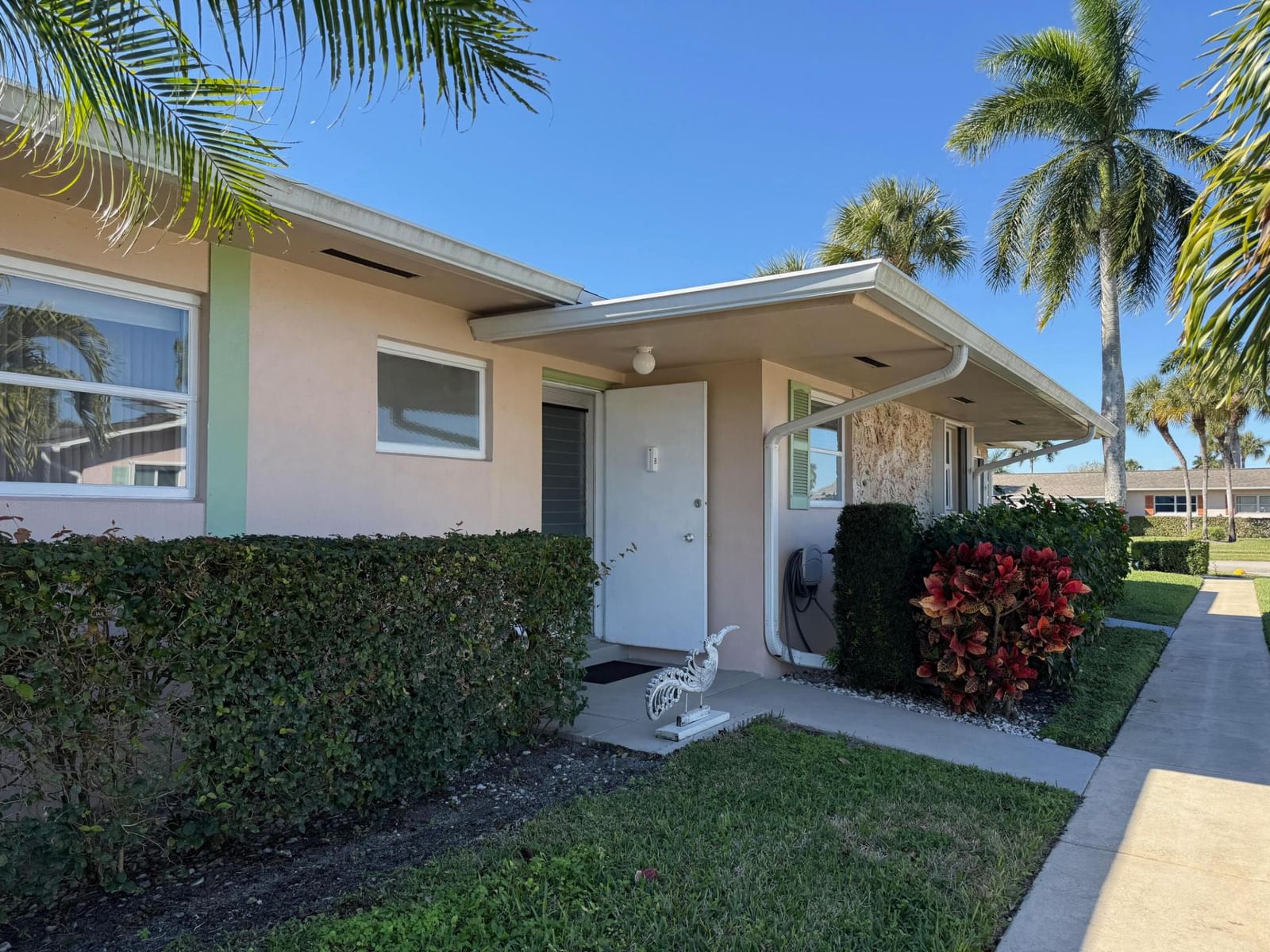 2688 Dudley Drive E #B, West Palm Beach, FL 33415 photo 2