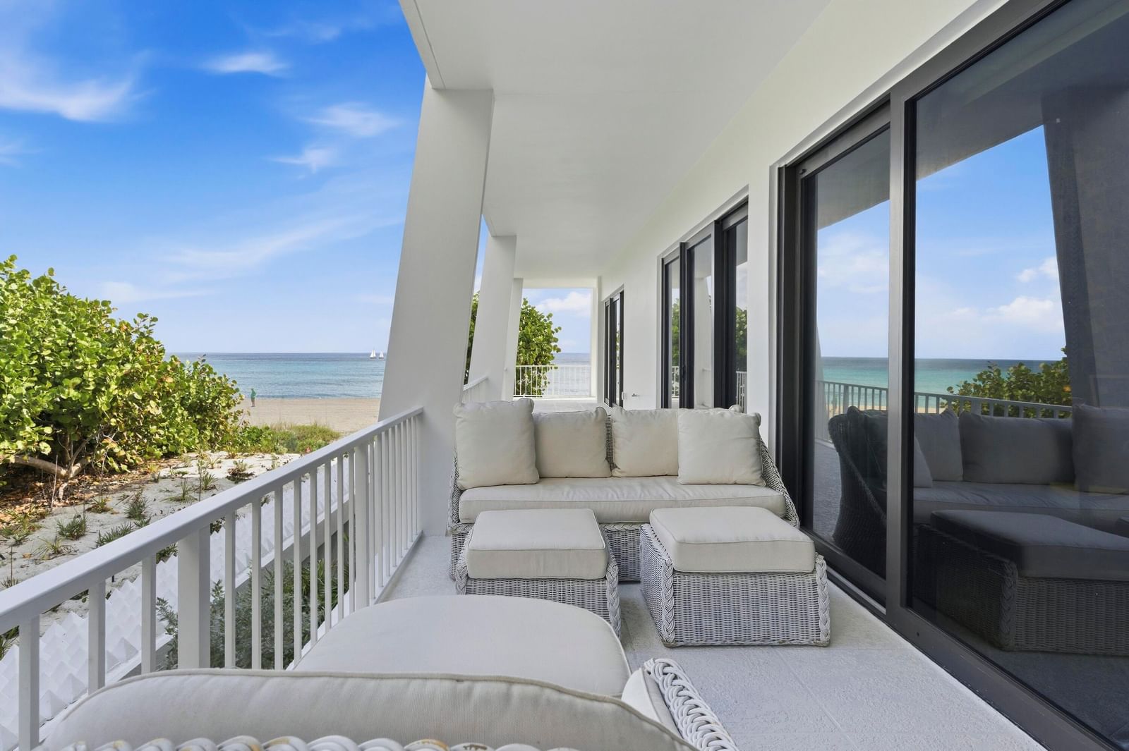 2275 S Ocean Boulevard #207n, Palm Beach, FL 33480 photo 2