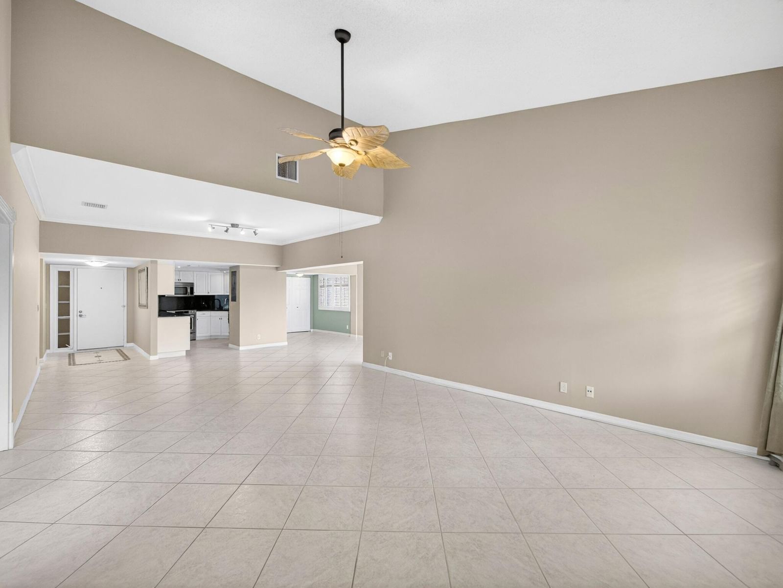1660 Twelve Oaks Way #303, North Palm Beach, FL 33408 photo 3