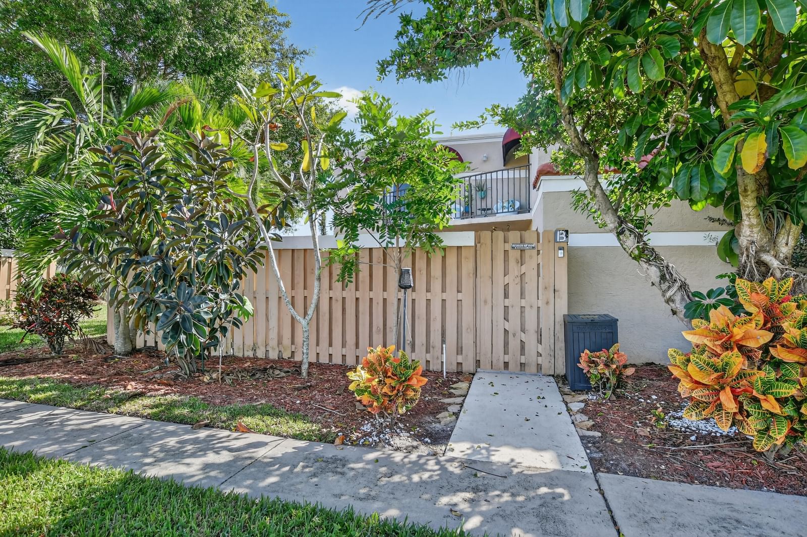 4005 Village Drive #B, Delray Beach, FL 33445 photo 2