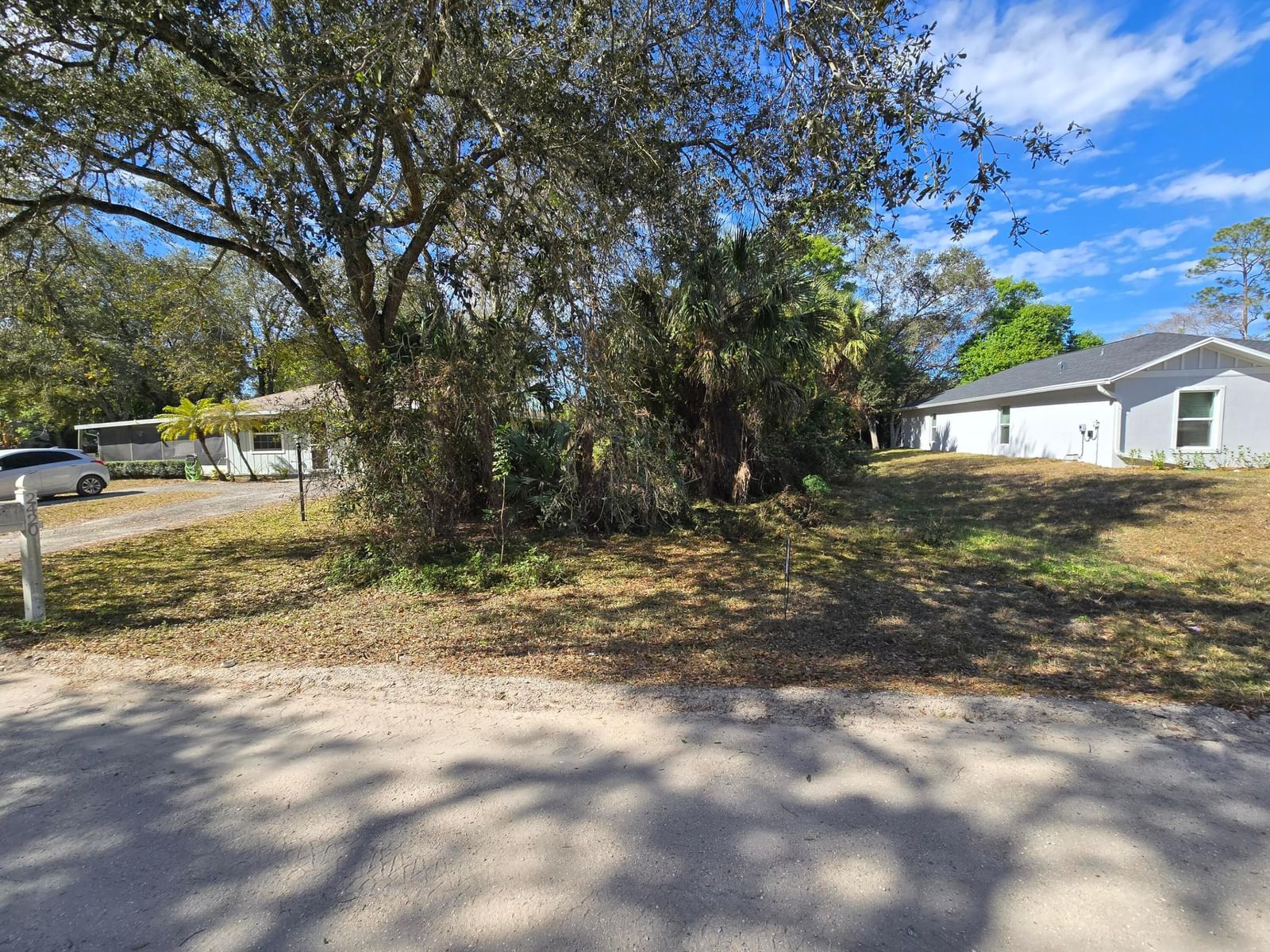2445 87th Court, Vero Beach, FL 32966 photo 2