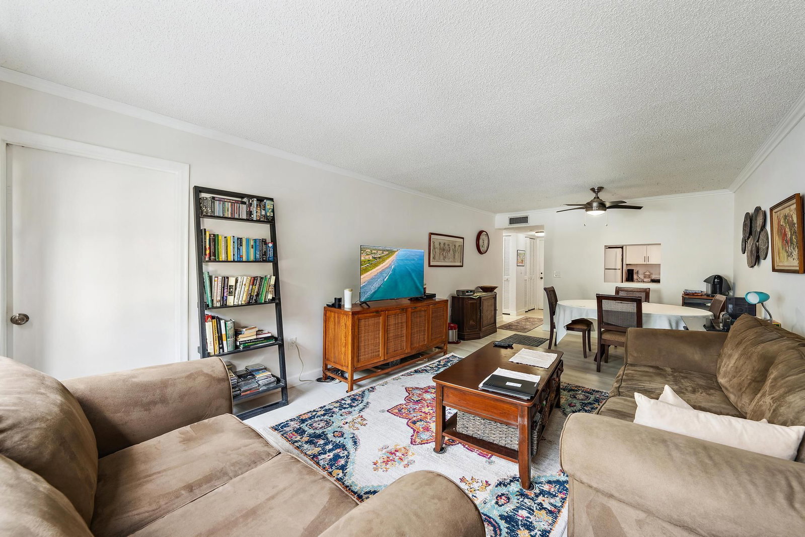 1516 S Lakeside Drive #207, Lake Worth Beach, FL 33460 photo 3