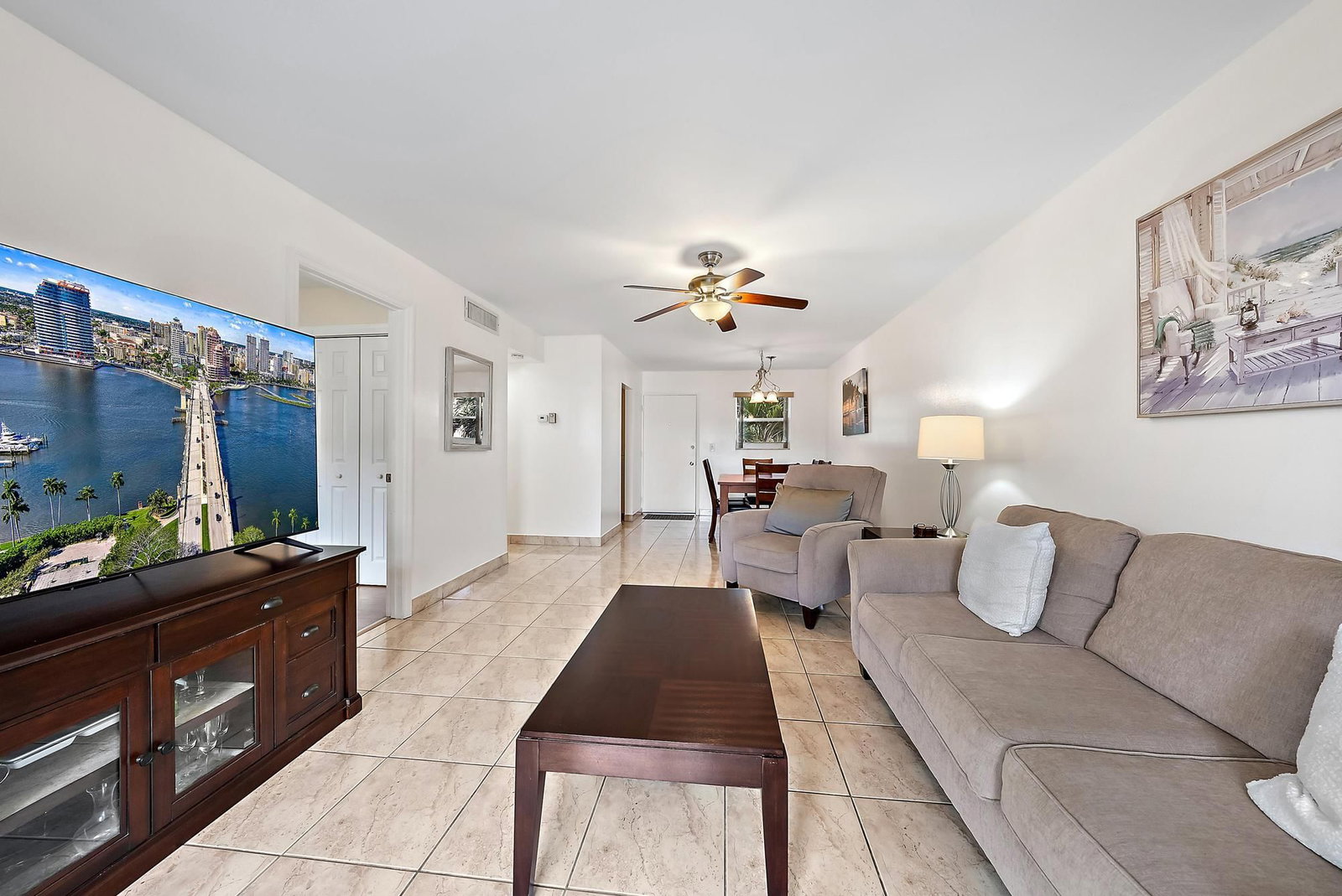 701 Lori Drive #206, Palm Springs, FL 33461 photo 2