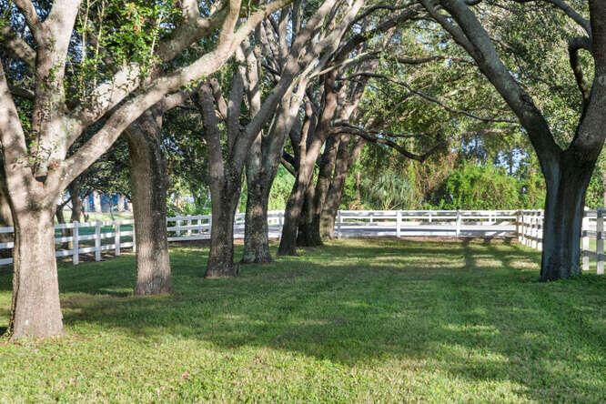 2760 Appaloosa Trail, Wellington, FL 33414 photo 5