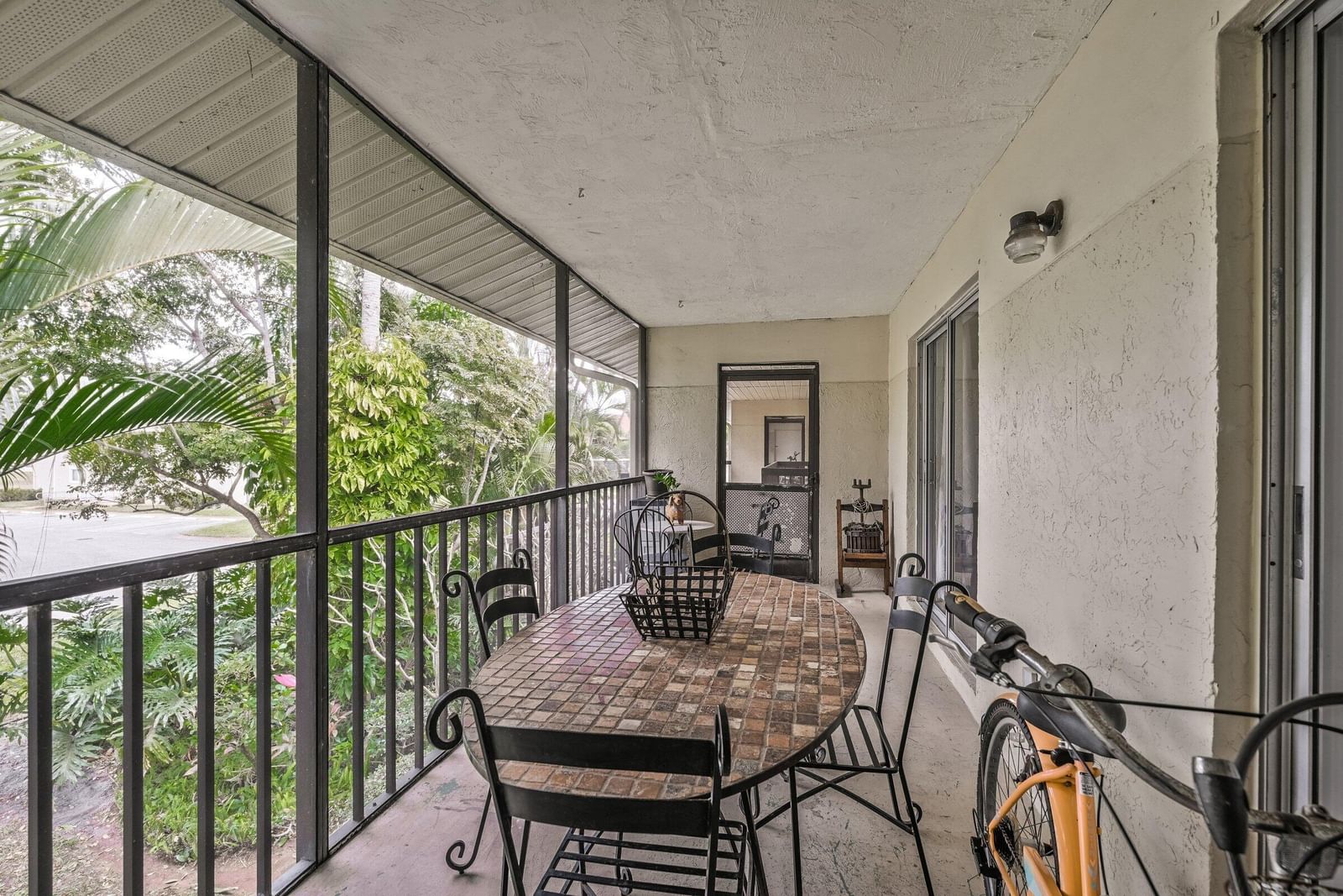 6544 Chasewood Drive #H, Jupiter, FL 33458 photo 3