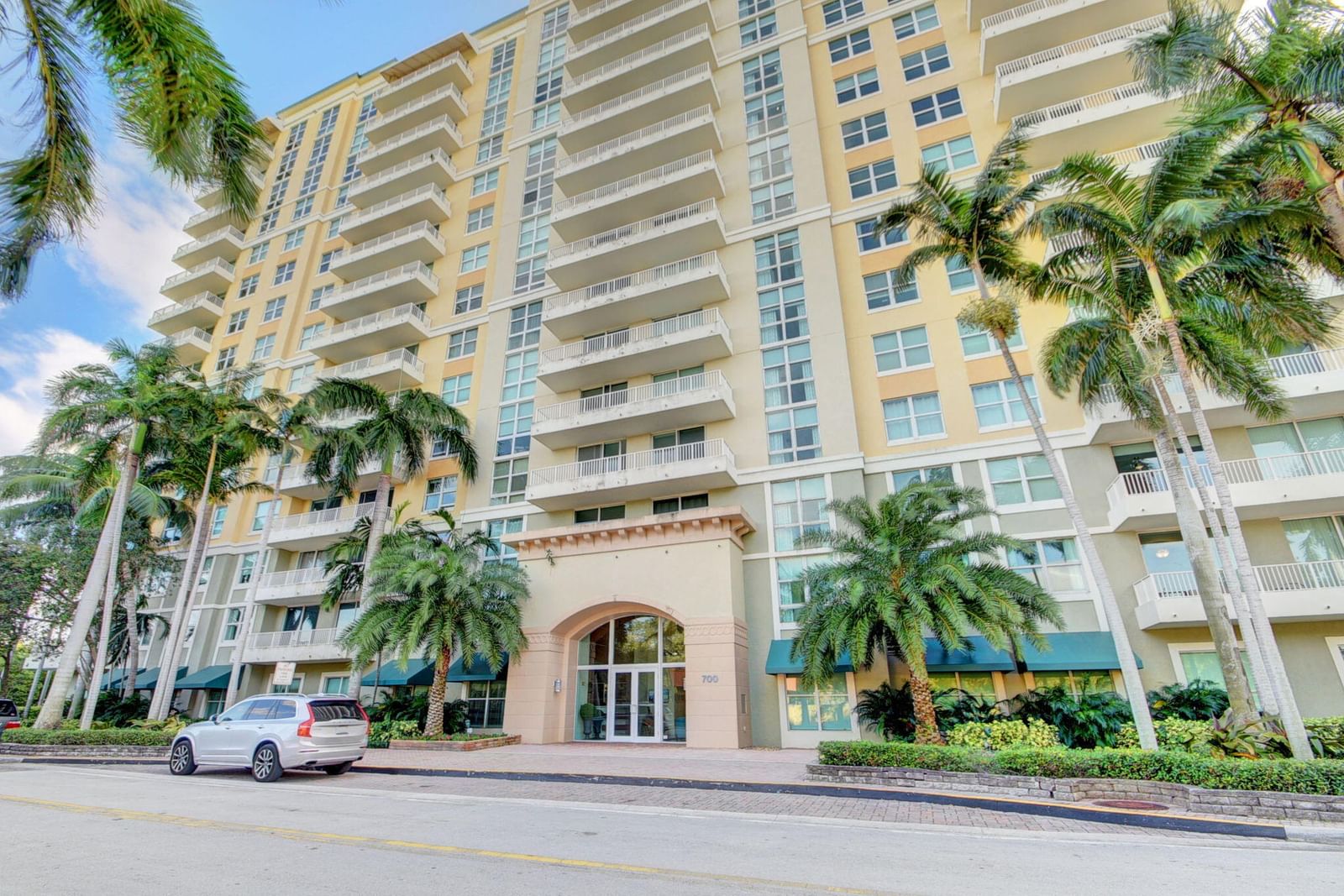 625 Casa Loma Boulevard #403, Boynton Beach, FL 33435 photo 2