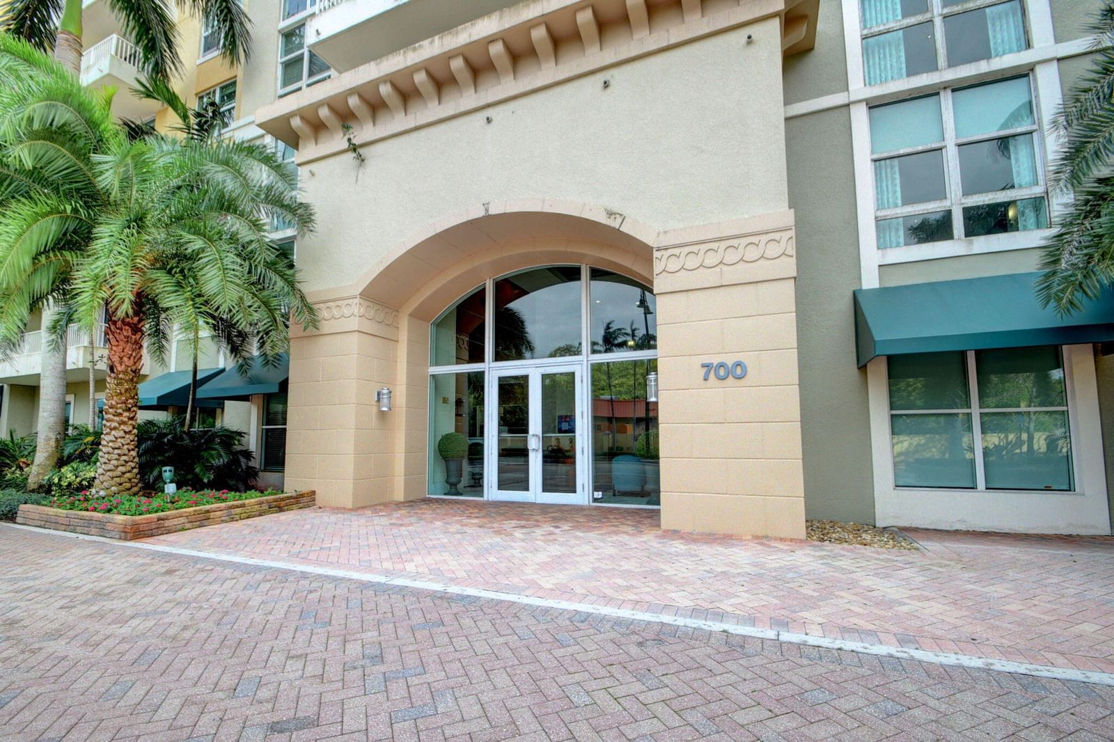 625 Casa Loma Boulevard #403, Boynton Beach, FL 33435 photo 3