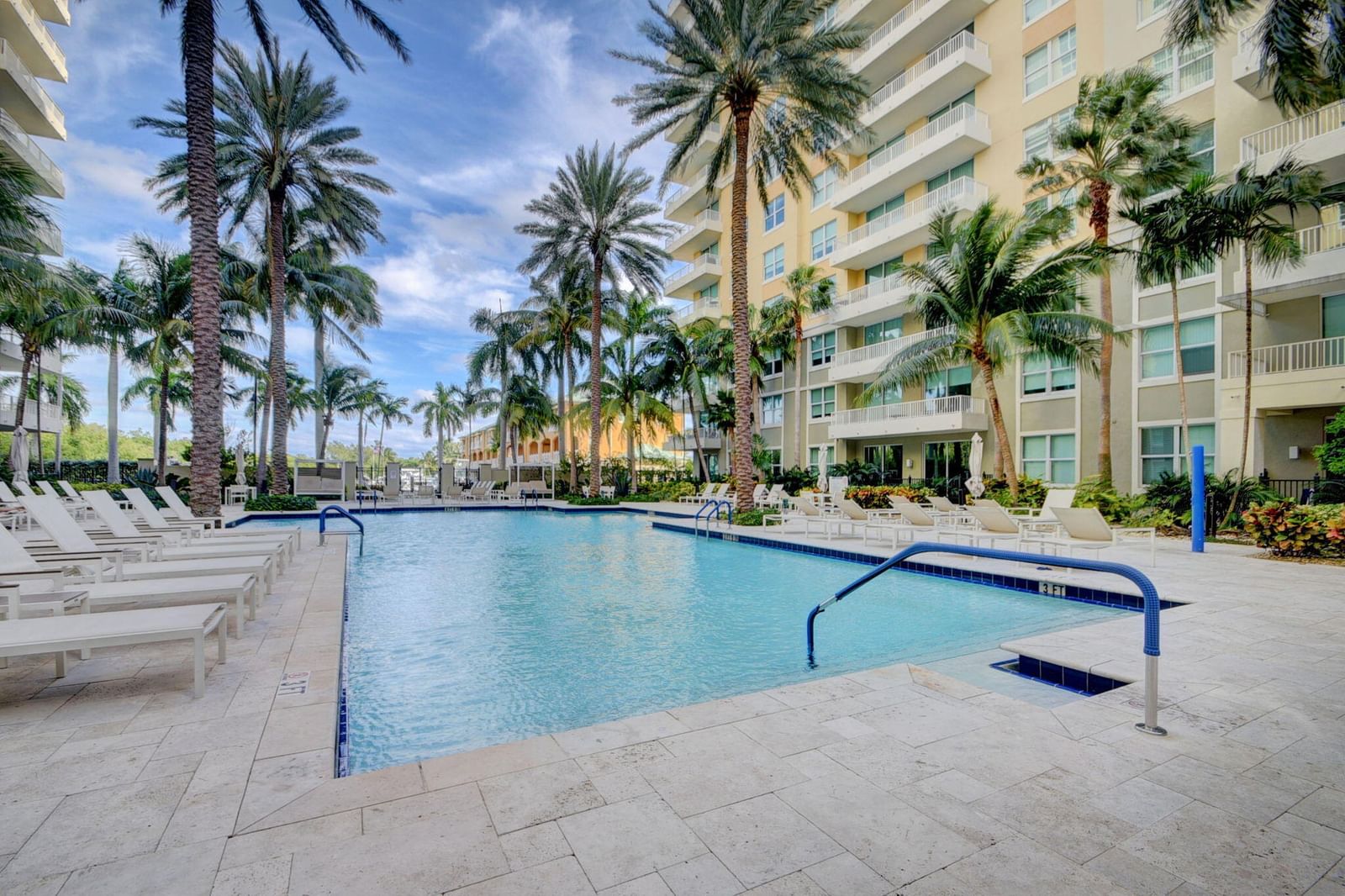 625 Casa Loma Boulevard #403, Boynton Beach, FL 33435 photo 4