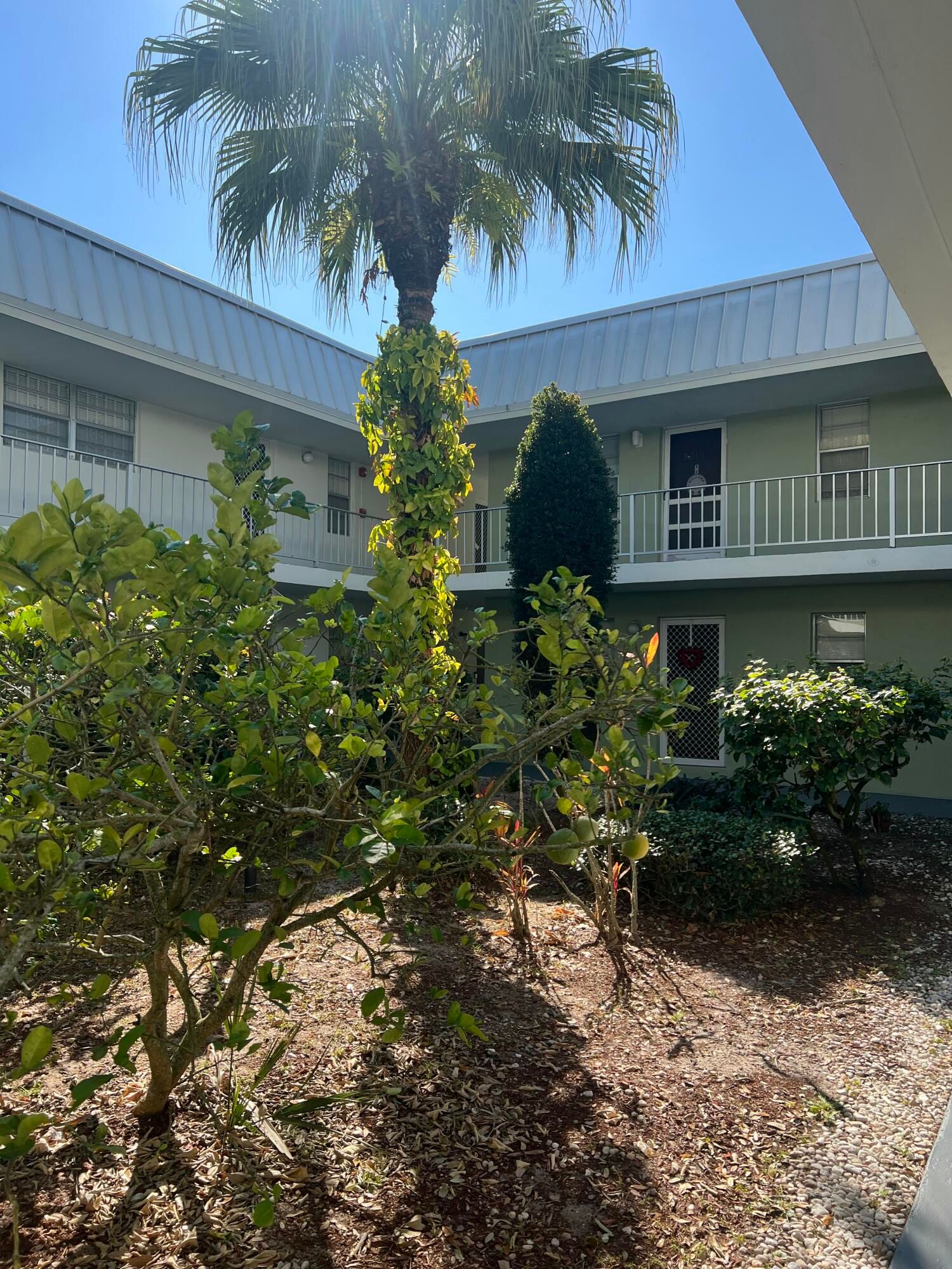 2302 Sunrise Boulevard #3-201, Fort Pierce, FL 34982 photo 3